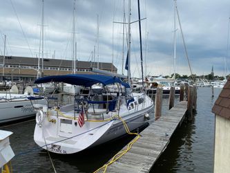 38' Catalina 2016 Yacht For Sale